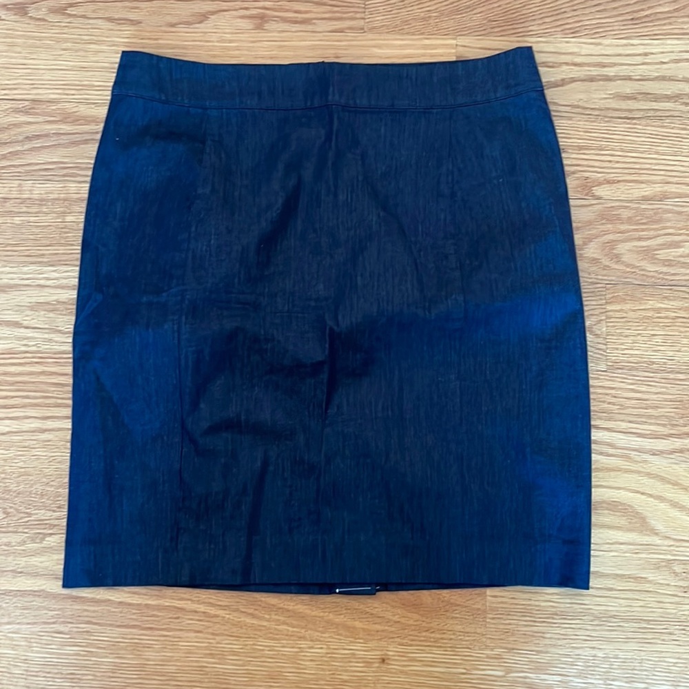 Ann Taylor LOFT Classic Career Pencil Skirt Stitch Detail Gray Size 10P petite.